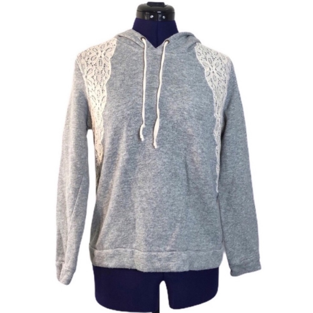 Chloe & Katie Gray White Lace Long Sleeve Sweater